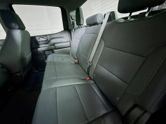 Used 2022  Chevrolet Silverado 1500 4WD Crew Cab 147" Custom at Graham Auto Mall near Mansfield&comma; OH