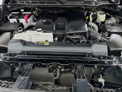 Used 2025  Toyota Tundra 4WD SR5 CrewMax 5&period;5ft Bed at Graham Auto Mall near Mansfield&comma; OH