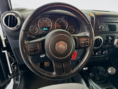 Used 2017  Jeep Wrangler Unlimited 4d Convertible Sahara at Dutro Auto near Zanesville&comma; OH