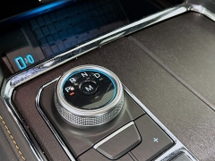 Used 2024  Ford Expedition Max Platinum 4x4 at Graham Auto Mall near Mansfield&comma; OH