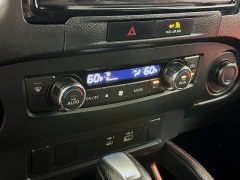 Used 2022  Nissan Frontier Crew Cab 4x4 PRO-4X Auto at Dutro Auto near Zanesville, OH