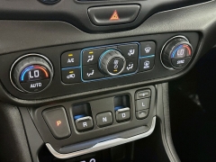 Used 2019  GMC Terrain 4d SUV FWD SLT 2&period;0L Turbo at Graham Auto Mall near Mansfield&comma; OH