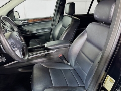 Used 2011  Mercedes-Benz M-Class 4d SUV ML350 4matic at Graham Auto Mall near Mansfield&comma; OH