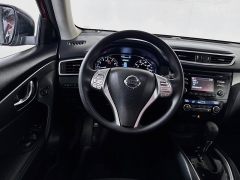 Used 2016  Nissan Rogue 4d SUV AWD SV at Graham Auto Mall near Mansfield&comma; OH