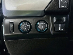 Used 2020  Chevrolet Tahoe 4d SUV 4WD LT at Graham Auto Mall near Mansfield&comma; OH
