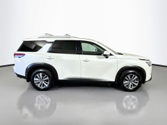 Used 2023  Nissan Pathfinder SL 4WD at Graham Auto Mall near Mansfield&comma; OH