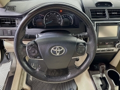 Used 2013  Toyota Camry 4d Sedan XLE at Dutro Auto near Zanesville&comma; OH