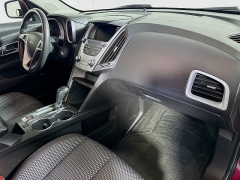 Used 2017  Chevrolet Equinox 4d SUV FWD LT at Graham Auto Mall near Mansfield&comma; OH