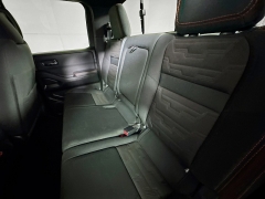 Used 2022  Nissan Frontier Crew Cab 4x4 PRO-4X Auto at Dutro Auto near Zanesville, OH