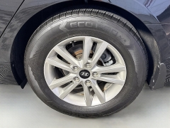 Used 2016  Hyundai Sonata 4d Sedan SE PZEV at Dutro Auto near Zanesville, OH