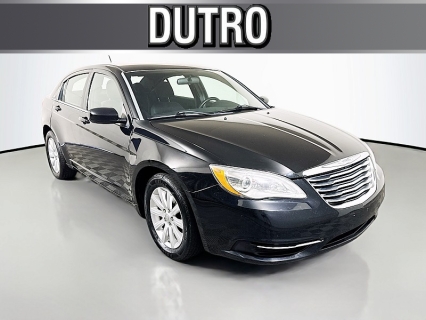 Used 2013 Chrysler 200 4d Sedan Touring at Dutro Ford Lincoln Nissan near Zanesville, OH
