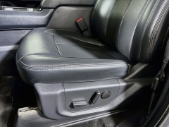 Used 2024  Ford Expedition XLT 4x4 at Dutro Auto near Zanesville&comma; OH