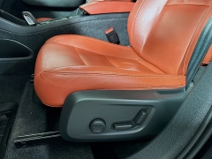 Used 2019  Volvo XC40 4d SUV AWD T5 Momentum at Graham Auto Mall near Mansfield&comma; OH