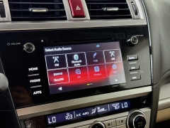 Used 2017  Subaru Outback 4d SUV 2&period;5i Premium at Graham Auto Mall near Mansfield&comma; OH