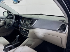 Used 2017  Hyundai Tucson 4d SUV FWD Value at Dutro Auto near Zanesville&comma; OH