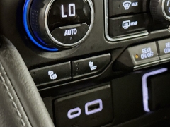 Used 2024  Chevrolet Tahoe 4WD 4dr LT at Graham Auto Mall near Mansfield&comma; OH