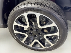 Used 2018  Jeep Compass 4d SUV 4WD Limited at Graham Auto Mall near Mansfield&comma; OH