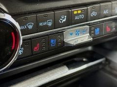 Used 2021  Ford F-150 4WD LARIAT SuperCrew 6&period;5' Box at Dutro Auto near Zanesville&comma; OH