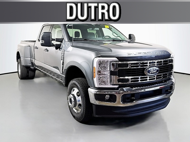 New 2026  Ford Super Duty F-350 4WD XLT Crew Cab DRW 8' Box at Dutro Auto near Zanesville, OH