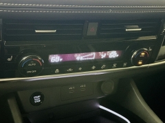 Used 2024  Nissan Rogue AWD SL at Graham Auto Mall near Mansfield&comma; OH