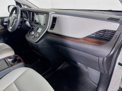 Used 2020  Toyota Sienna 4d Wagon AWD Limited Premium 7-Passenger at Dutro Auto near Zanesville&comma; OH