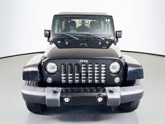 Used 2017  Jeep Wrangler Unlimited 4d Convertible Sahara at Dutro Auto near Zanesville&comma; OH
