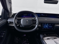 New 2025  Lincoln Navigator L Reserve 4x4 at Graham Auto Mall near Mansfield&comma; OH