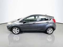 Used 2018  Ford Fiesta 4d Hatchback SE at Dutro Auto near Zanesville&comma; OH