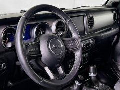 Used 2021  Jeep Gladiator 80th Anniversary 4x4 at Graham Auto Mall near Mansfield, OH