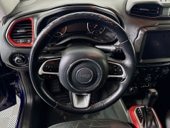 Used 2021  Jeep Renegade Trailhawk 4x4 at Dutro Auto near Zanesville&comma; OH