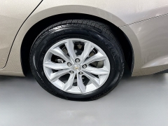 Used 2023  Chevrolet Malibu 4dr Sdn 1LT at Graham Auto Mall near Mansfield, OH