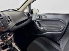 Used 2018  Ford Fiesta 4d Hatchback SE at Dutro Auto near Zanesville&comma; OH