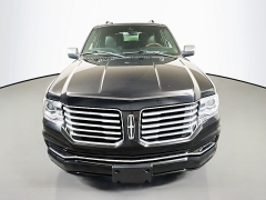 Used 2016  Lincoln Navigator 4d SUV 4WD Reserve at Dutro Auto near Zanesville&comma; OH