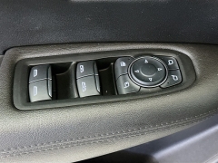 Used 2017  Cadillac XT5 4d SUV FWD Luxury at Graham Auto Mall near Mansfield, OH