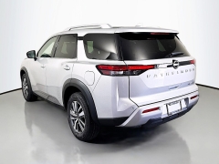 New 2025  Nissan Pathfinder SL 4WD at Dutro Auto near Zanesville, OH