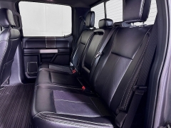 Used 2021  Ford Super Duty F-250 4WD LARIAT Crew Cab SRW 6&period;75' Box at Graham Auto Mall near Mansfield&comma; OH