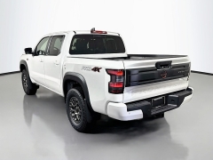New 2026  Nissan Frontier Crew Cab 4x4 PRO-4X w&sol;R Package at Dutro Auto near Zanesville&comma; OH