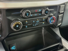 Used 2025  Ford Super Duty F-350 4WD XLT Crew Cab SRW 6&period;75' Box at Graham Auto Mall near Mansfield&comma; OH