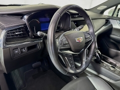 Used 2022  Cadillac XT5 AWD 4dr Premium Luxury at Graham Auto Mall near Mansfield&comma; OH