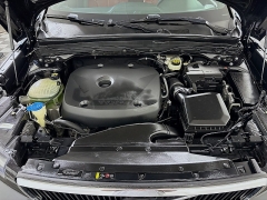 Used 2019  Volvo XC40 4d SUV AWD T5 Momentum at Graham Auto Mall near Mansfield&comma; OH