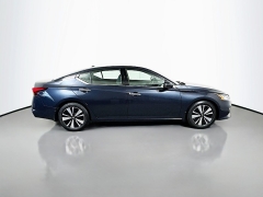 Used 2020  Nissan Altima 4d Sedan FWD 2.5L SV at Dutro Auto near Zanesville, OH