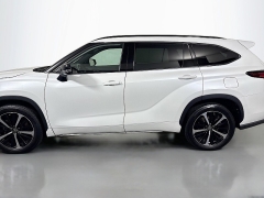 Used 2022  Toyota Highlander XSE AWD at Dutro Auto near Zanesville&comma; OH
