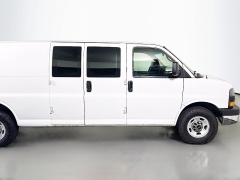 Used 2013  GMC Savana Cargo Van 3500 Ext Van at Graham Auto Mall near Mansfield, OH