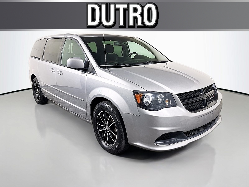 Used 2017  Dodge Grand Caravan 4d Wagon SE at Graham Auto Mall near Mansfield, OH