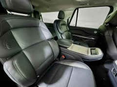 New 2025  Lincoln Navigator L Reserve 4x4 at Graham Auto Mall near Mansfield&comma; OH