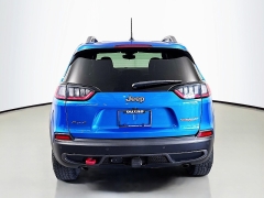 Used 2021  Jeep Cherokee Trailhawk 4x4 at Dutro Auto near Zanesville&comma; OH