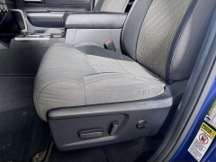 Used 2014  Toyota Tundra 4WD CrewMax SR5 5&period;7L FFV at Graham Auto Mall near Mansfield&comma; OH