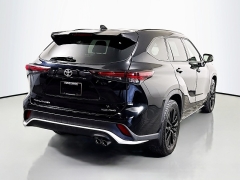 Used 2024  Toyota Highlander XSE AWD at Graham Auto Mall near Mansfield&comma; OH