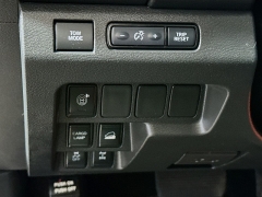 Used 2022  Nissan Frontier Crew Cab 4x4 PRO-4X Auto at Graham Auto Mall near Mansfield&comma; OH