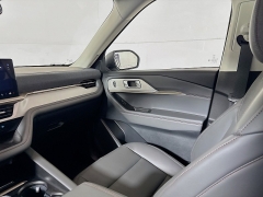 New 2025  Ford Explorer Active 4WD at Graham Auto Mall near Mansfield, OH